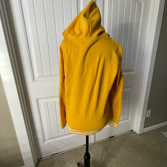 Pink pullover - Picture 3 of 3